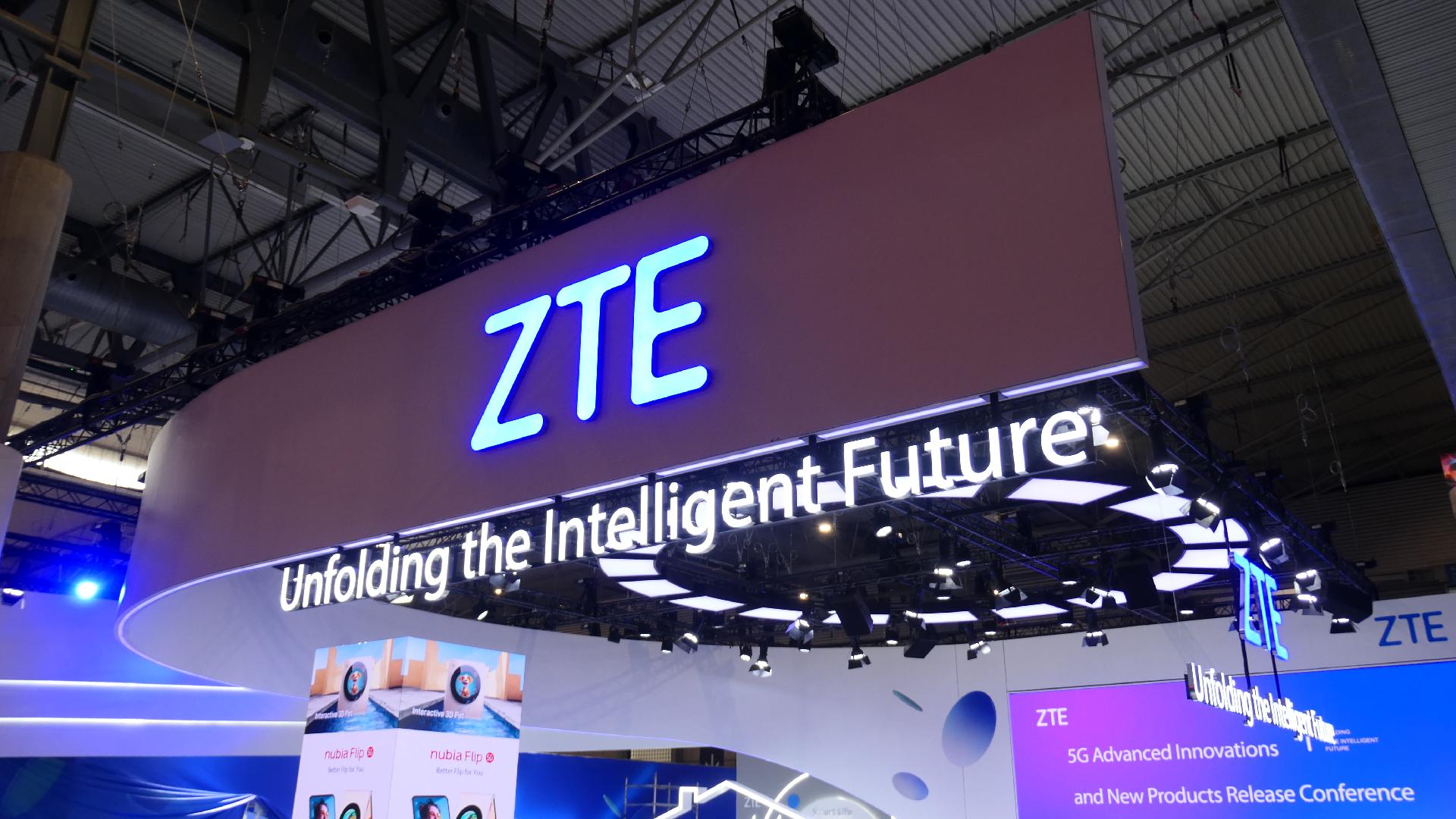 ZTE  MWC  2024